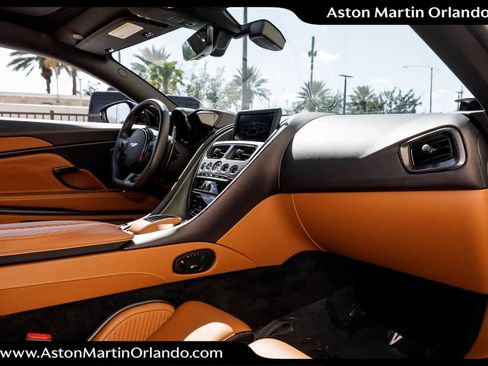 Used 2023 Aston Martin DBS Coupe image 68