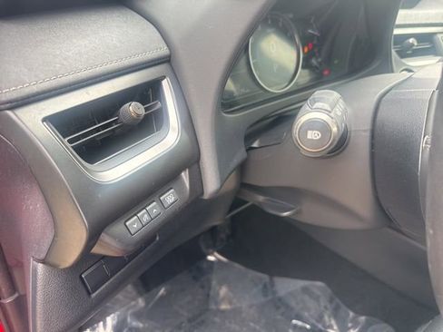 Used 2020 Lexus UX 200 w/ Premium Package image 13