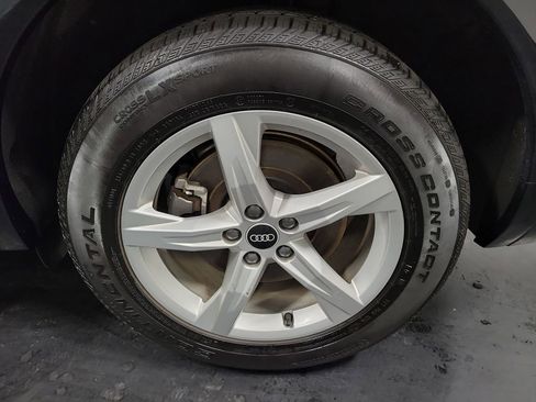 Used 2021 Audi Q5 2.0T Premium w/ Convenience Package image 10