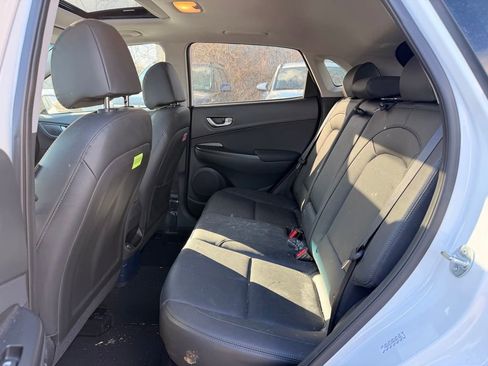 Certified 2023 Hyundai Kona Limited w/ Cargo Package AWD/4WD image 32