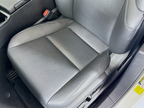 Certified 2022 Lexus ES 350 w/ Premium Package image 21