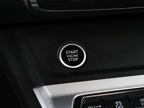 Used 2021 Audi Q3 2.0T Premium Plus w/ Premium Plus Package image 27