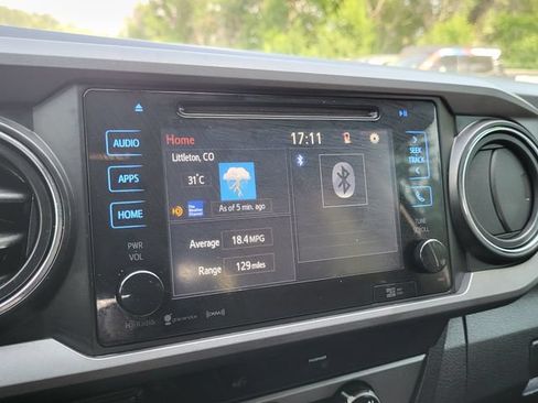 Used 2017 Toyota Tacoma TRD Off-Road w/ Tow Package (A/T) AWD/4WD image 42