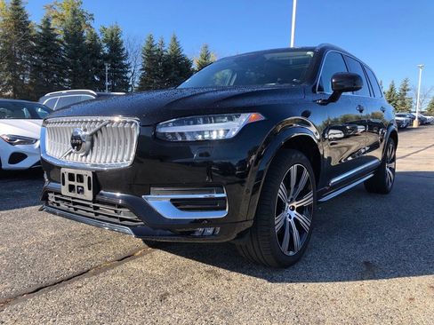 Used 2022 Volvo XC90 T6 Inscription w/ Advanced Package image 3