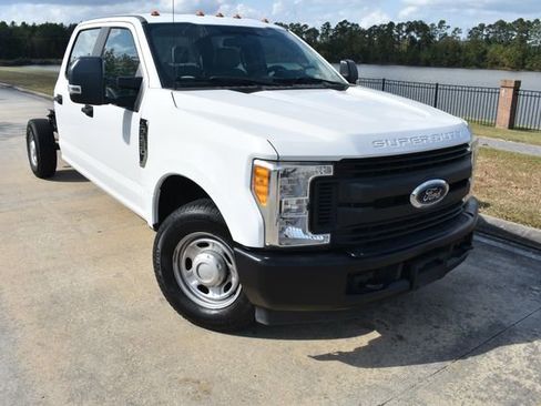 Used 2017 Ford F350 XL w/ Power Equipment Group image 2