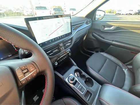 New 2026 Ford Escape ST-Line w/ Tech Pack #1 image 25