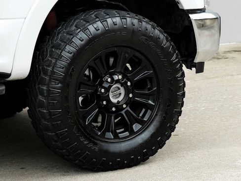 Used 2021 Ford F250 Lariat w/ Tremor Off-Road Package AWD/4WD image 69