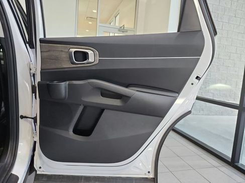 Certified 2022 Kia Sorento X-Line EX AWD/4WD image 29