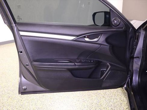 Used 2020 Honda Civic Sport image 30
