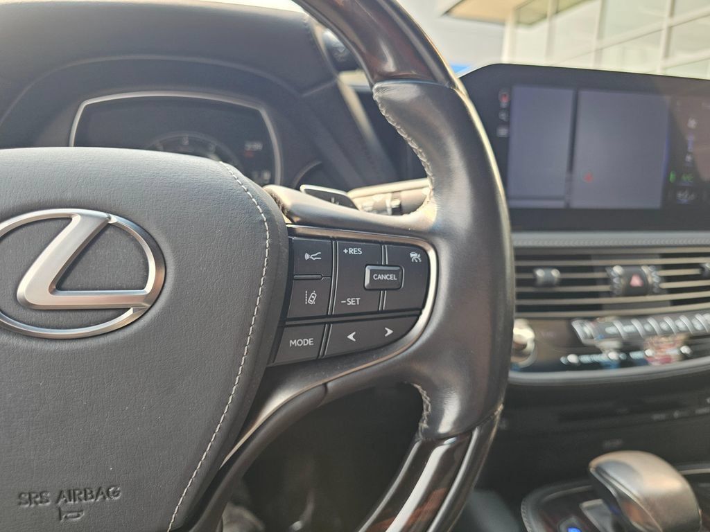 Used 2021 Lexus LS 500 AWD w/ Interior Upgrade Package image 35