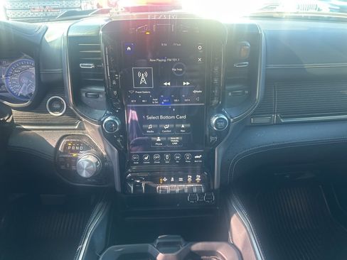 Used 2020 RAM 1500 Limited w/ Black Appearance Package image 21