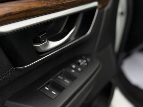 Certified 2021 Honda CR-V EX image 14