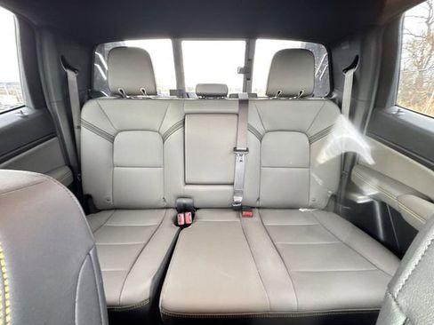 Certified 2024 Chevrolet Colorado ZR2 w/ ZR2 Convenience Package III image 23