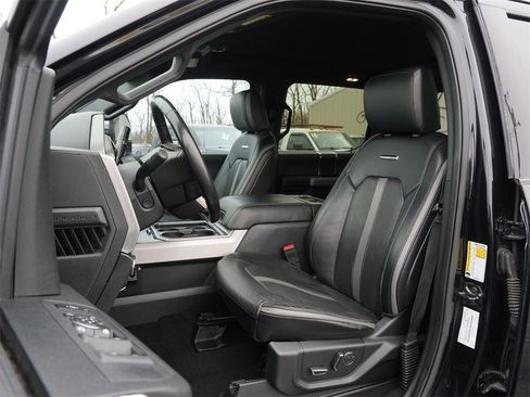 Used 2019 Ford F250 Platinum w/ Platinum Ultimate Package image 13