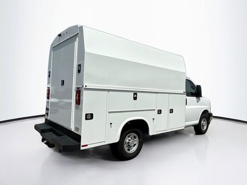 New 2024 Chevrolet Express 3500 w/ Power Convenience Package RWD image 8