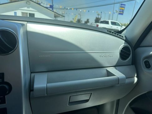 Used 2008 Chrysler PT Cruiser w/ Street Cruiser Series Group FWD image 20