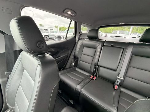 Used 2024 GMC Terrain SLT w/ Tech Package AWD/4WD image 12