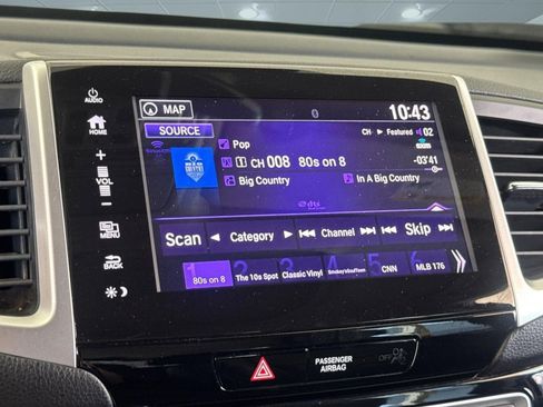 Used 2017 Honda Pilot Touring image 24