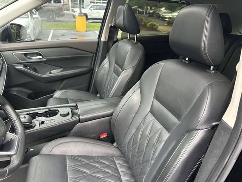 Used 2023 Nissan Rogue Platinum w/ Platinum Premium Package AWD/4WD image 15