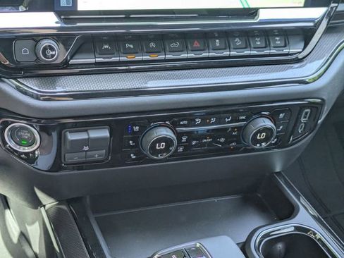 New 2026 Chevrolet Silverado 1500 ZR2 image 21