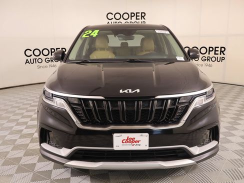 Used 2024 Kia Carnival LX FWD image 9