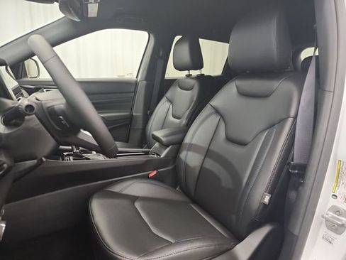 New 2026 Jeep Compass Limited AWD/4WD image 14