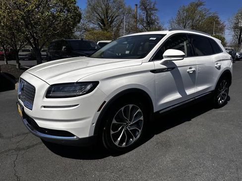 Certified 2023 Lincoln Nautilus Reserve w/ Equipment Group 201A AWD/4WD image 9
