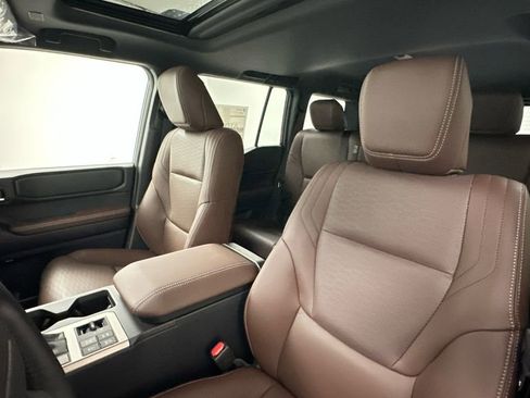 Used 2025 Toyota Land Cruiser w/ Premium Package image 9