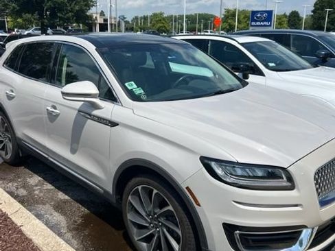 Used 2019 Lincoln Nautilus Reserve w/ Driver Assistance Package FWD image 2