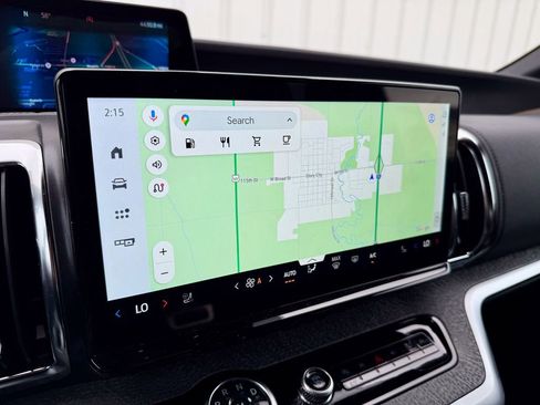 Used 2025 Ford Expedition Tremor image 38