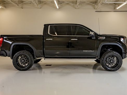 Used 2025 GMC Sierra 1500 Denali w/ Denali Reserve Package image 11