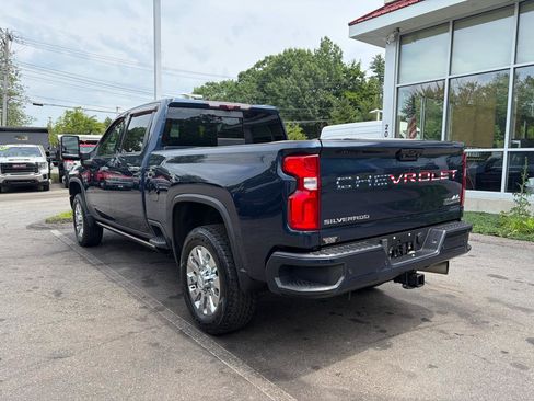 Used 2021 Chevrolet Silverado 2500 High Country w/ Technology Package AWD/4WD image 10