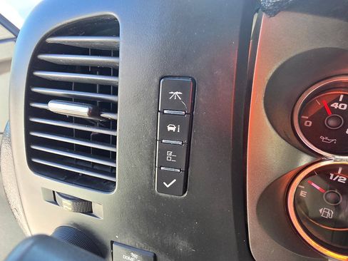Used 2011 Chevrolet Silverado 1500 LT w/ All-Star Edition RWD image 40