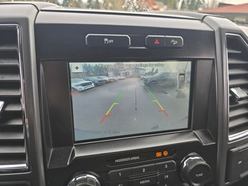 Used 2017 Ford F250 XLT w/ XLT Value Package image 17