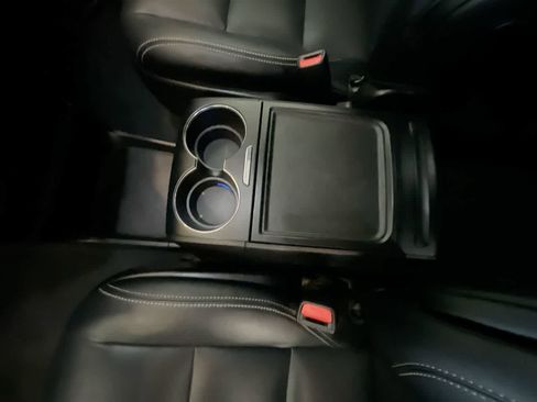 Used 2020 Toyota Sienna SE w/ SE Preferred Package image 21