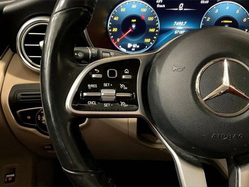 Used 2021 Mercedes-Benz GLC 300 4MATIC image 18