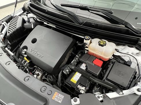 Used 2024 Buick Enclave Premium image 74