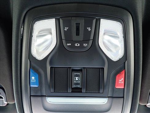 Used 2021 RAM 1500 Big Horn AWD/4WD image 21