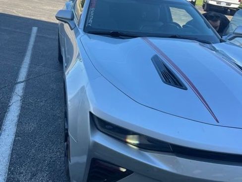 Used 2017 Chevrolet Camaro SS RWD image 3
