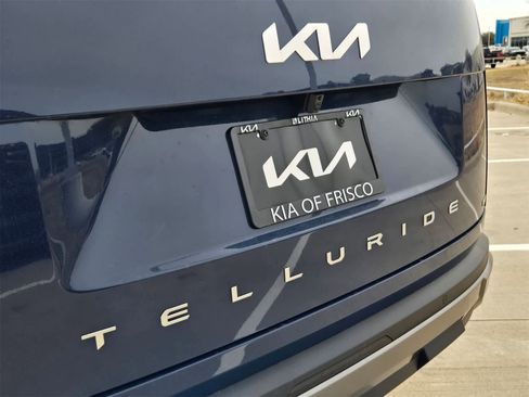 New 2027 Kia Telluride S image 11