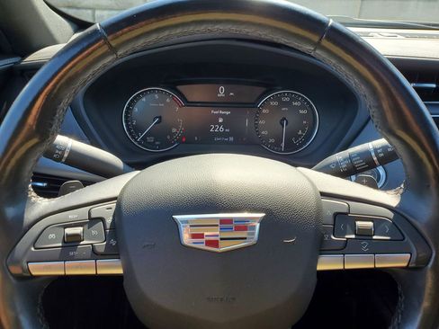 Certified 2022 Cadillac XT4 Premium Luxury w/ Enhanced Visibility Package image 23