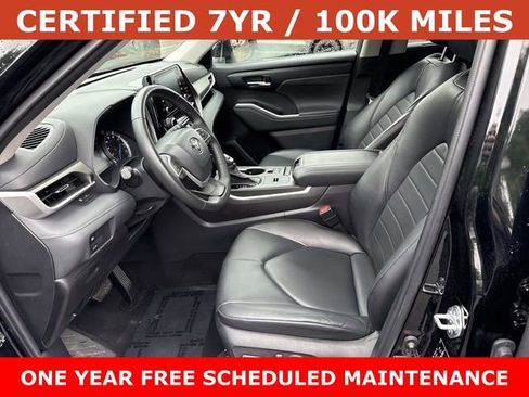 Used 2022 Toyota Highlander XLE AWD/4WD image 14