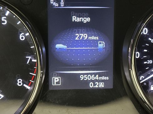 Used 2016 Nissan Rogue SL w/ SL Premium Package image 13