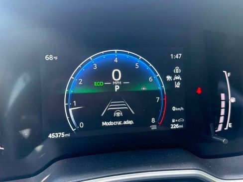 Used 2024 Toyota Corolla XSE FWD image 5