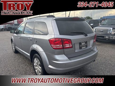 Used 2020 Dodge Journey SE image 13