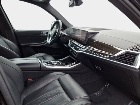 Used 2025 BMW X5 xDrive50e image 19
