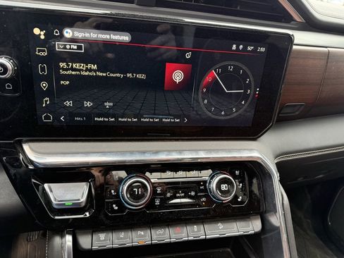 Used 2024 GMC Sierra 3500 Denali Ultimate image 7