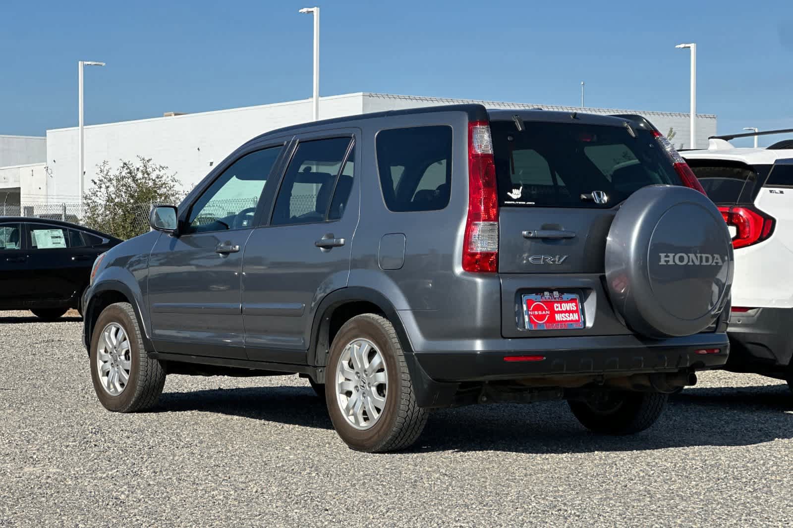 Used 2005 Honda CR-V EX image 6