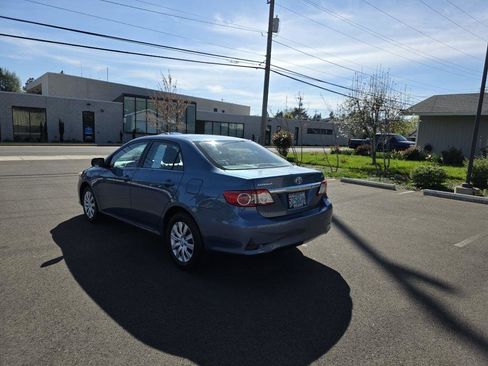 Used 2013 Toyota Corolla LE FWD image 6