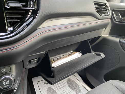 Used 2023 Dodge Durango GT image 30